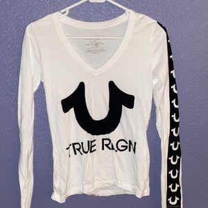 Women’s true religion long sleeve shirt